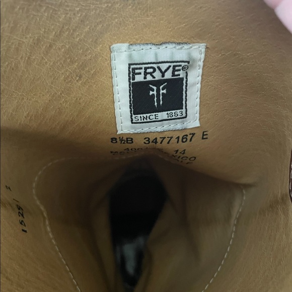 Frye Melissa Button Boot - Picture 4 of 7
